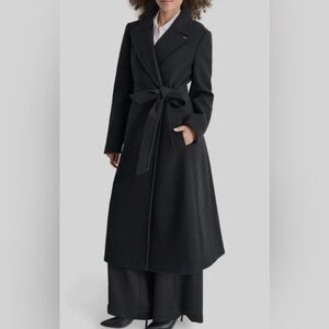 DKNY Tie belt long coat size L New with Tags!